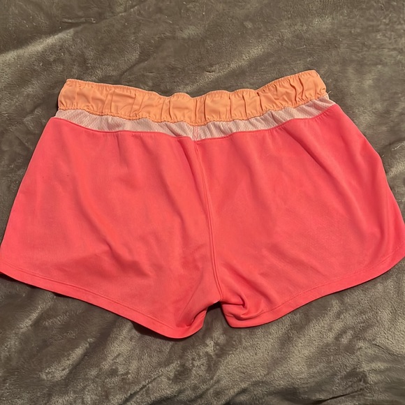 Champion Womens athletic shorts 🧡 - Picture 3 of 4